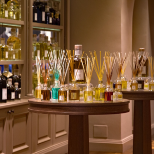 Парфуми на розлив: як знайти рідкісні аромати без переплат