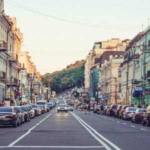 Робота з бронюванням у Києві: як змінюється ринок праці — Jooble