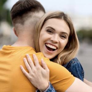 Як познайомитись з чоловіком у Києві: перевірені додатки і сайти