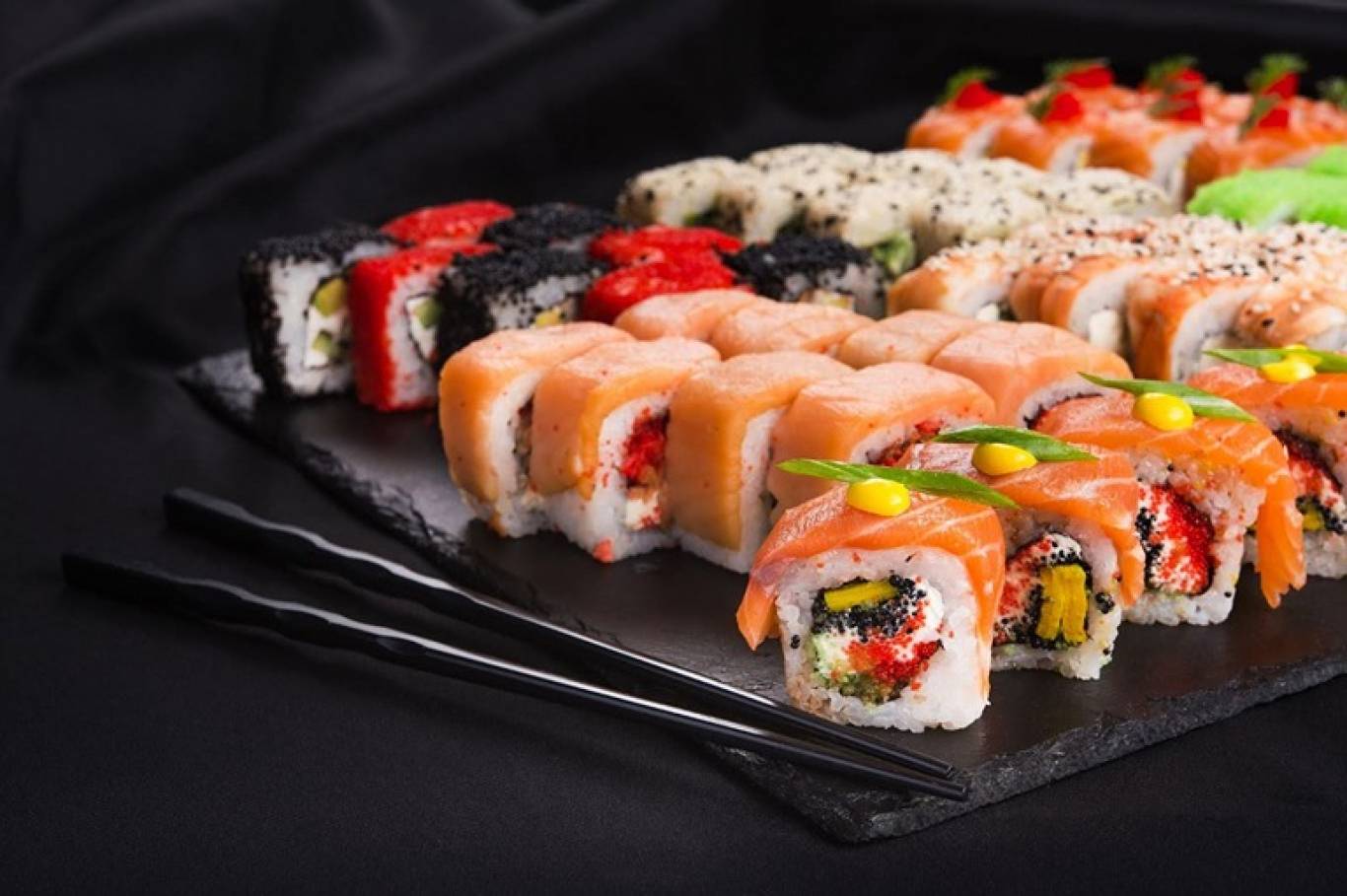 Які бувають види суші. Топ 5 найпопулярніших суші та ролів