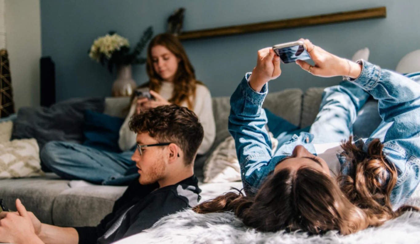 Вечірні ритуали українців: що обираємо після важкого дня