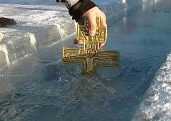 Водохреще у Кропивницькому: перелік місць де безпечно пірнати? Та як правильно це зробити?