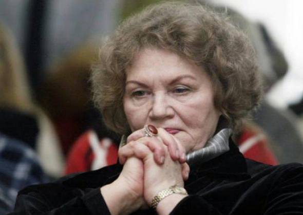 Найкращі цитати Ліни Костенко: про життя, кохання, людей, пандемію і ....війну та полтику!