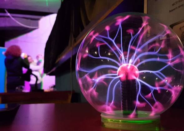 Запустити блискавку, розгадати оптичну ілюзію: 5 причин відвідати Музей науки