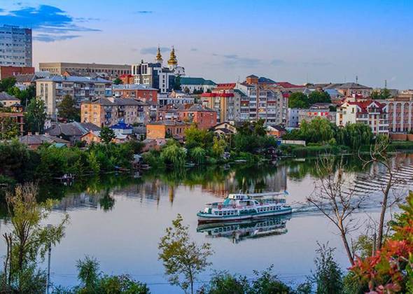 Топ 10 мальовничих місць Вінниці, які варто відвідати кожному