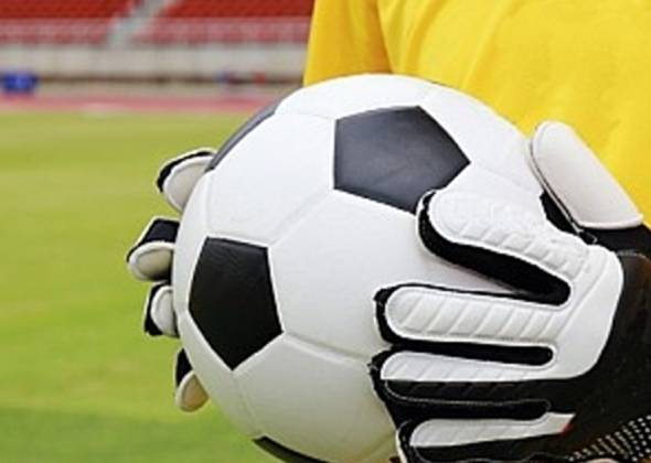 Воротарські рукавиці для футболу: що краще обрати