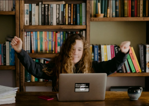 Як вивчати англійську з дитиною вдома? Поради від Grade Education Centre