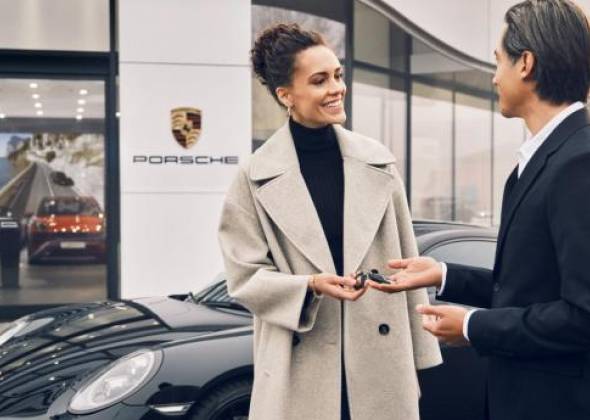 Програма Porsche Approved: чи варто купувати автомобіль з пробігом?