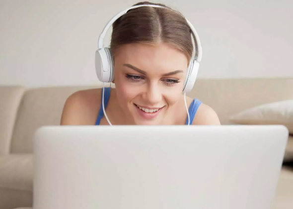 Курси німецької онлайн: як обрати підходящу програму для вашого рівня