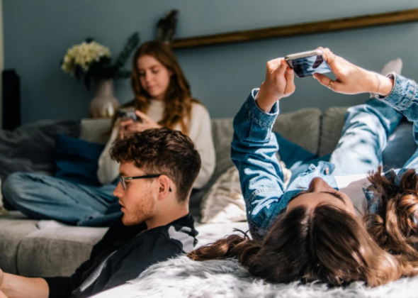 Вечірні ритуали українців: що обираємо після важкого дня