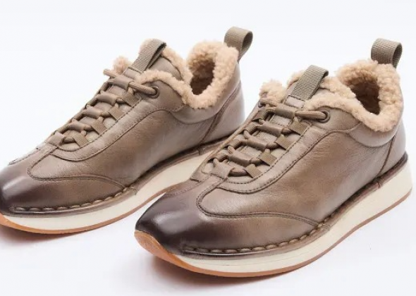 Як обирати кросівки, що витримають зимову погоду