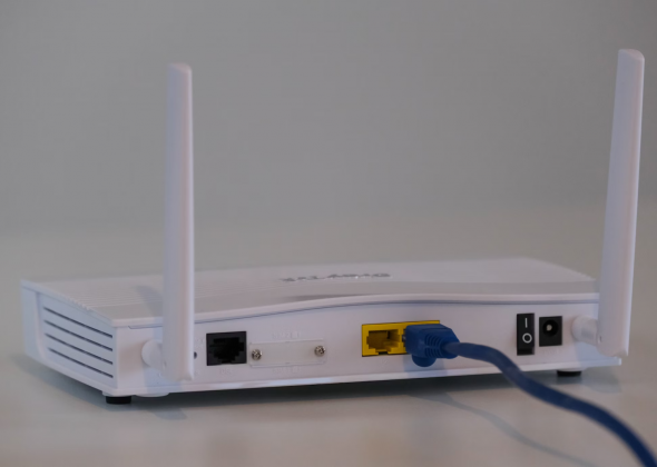 Які переваги надає використання технології GPON порівняно з ADSL
