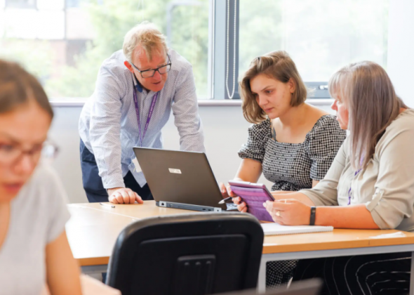 Економіка освіти: чому українці масово перекваліфіковуються і скільки це коштує