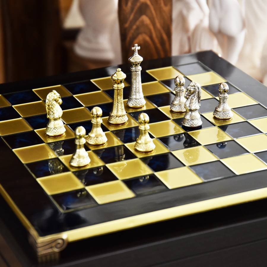 Подарункові шахи — як вибрати ідеальний сувенір?