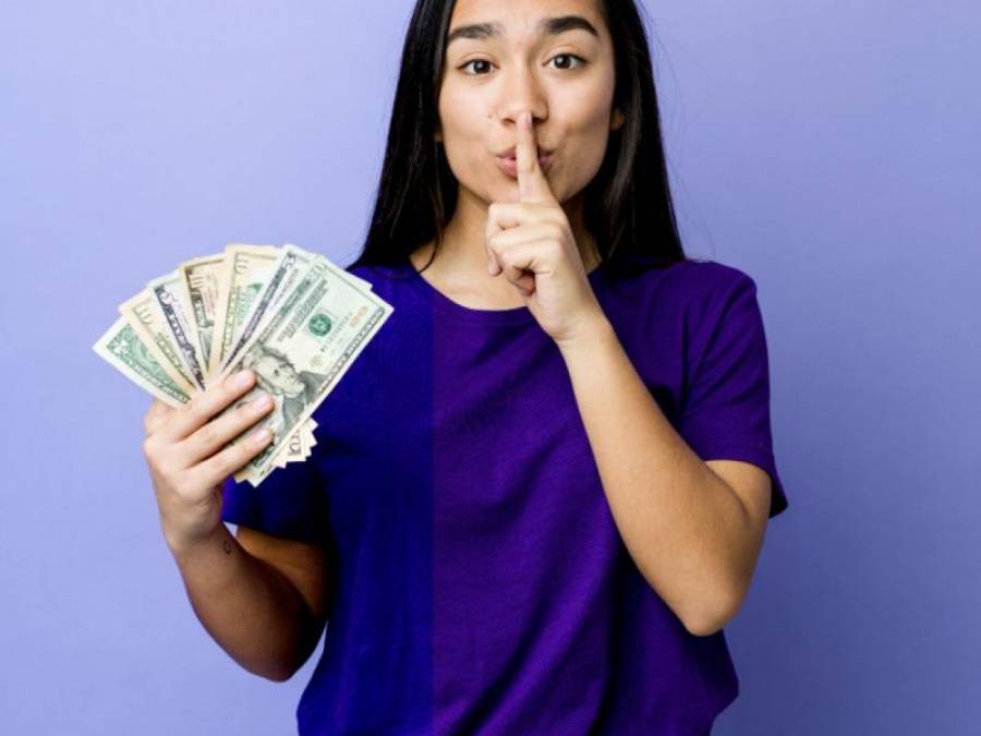 Говорити про гроші соромно: табу, яке робить нас біднішими