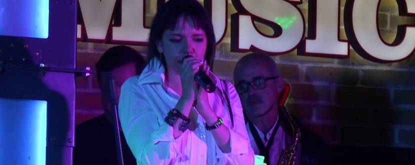 Acoola Band з ексклюзивною програмою та світовими хітами