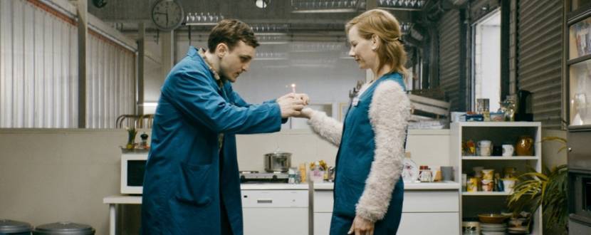 Між рядами - Драма