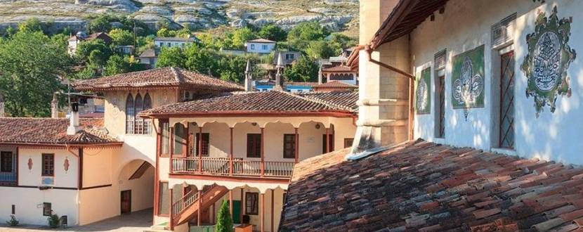 Палац в саду - перлина Кримського ханства - Виставка