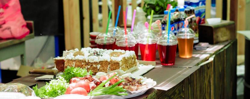 Фестиваль вуличної їжі на Козачому острові