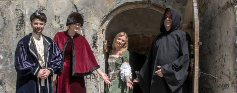 У Домініканському монастирі - Екскурсія