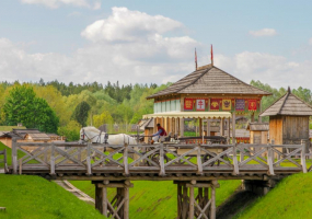 Шоу до Дня Києва у Парку Київська Русь