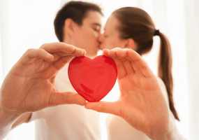 Благодійна фотосесія до Дня Святого Валентина: Даруй кохання