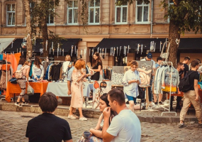 Sunday BazaarR - Благодійний маркет українських брендів