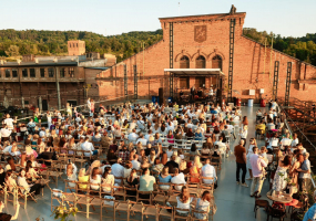 Джазовий Sting на даху