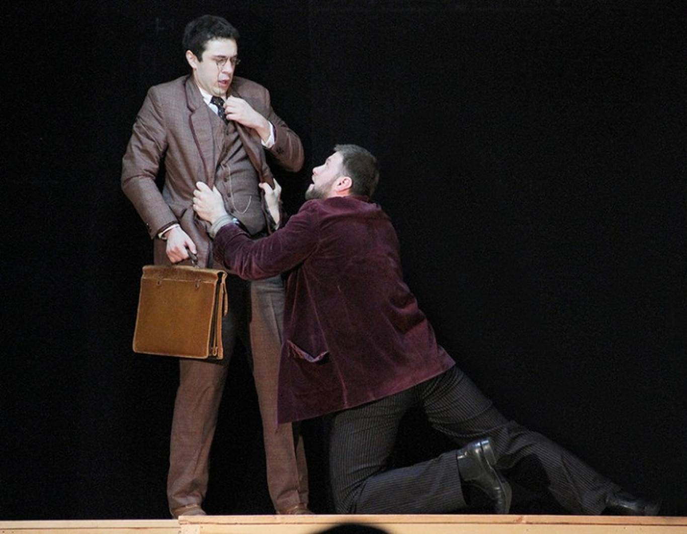 Дрібниці життя - Вистава