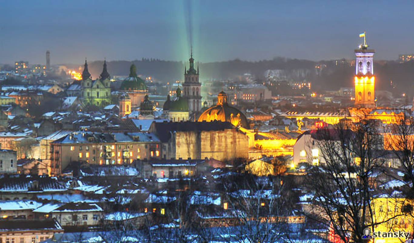 Осіння ніч у Львові