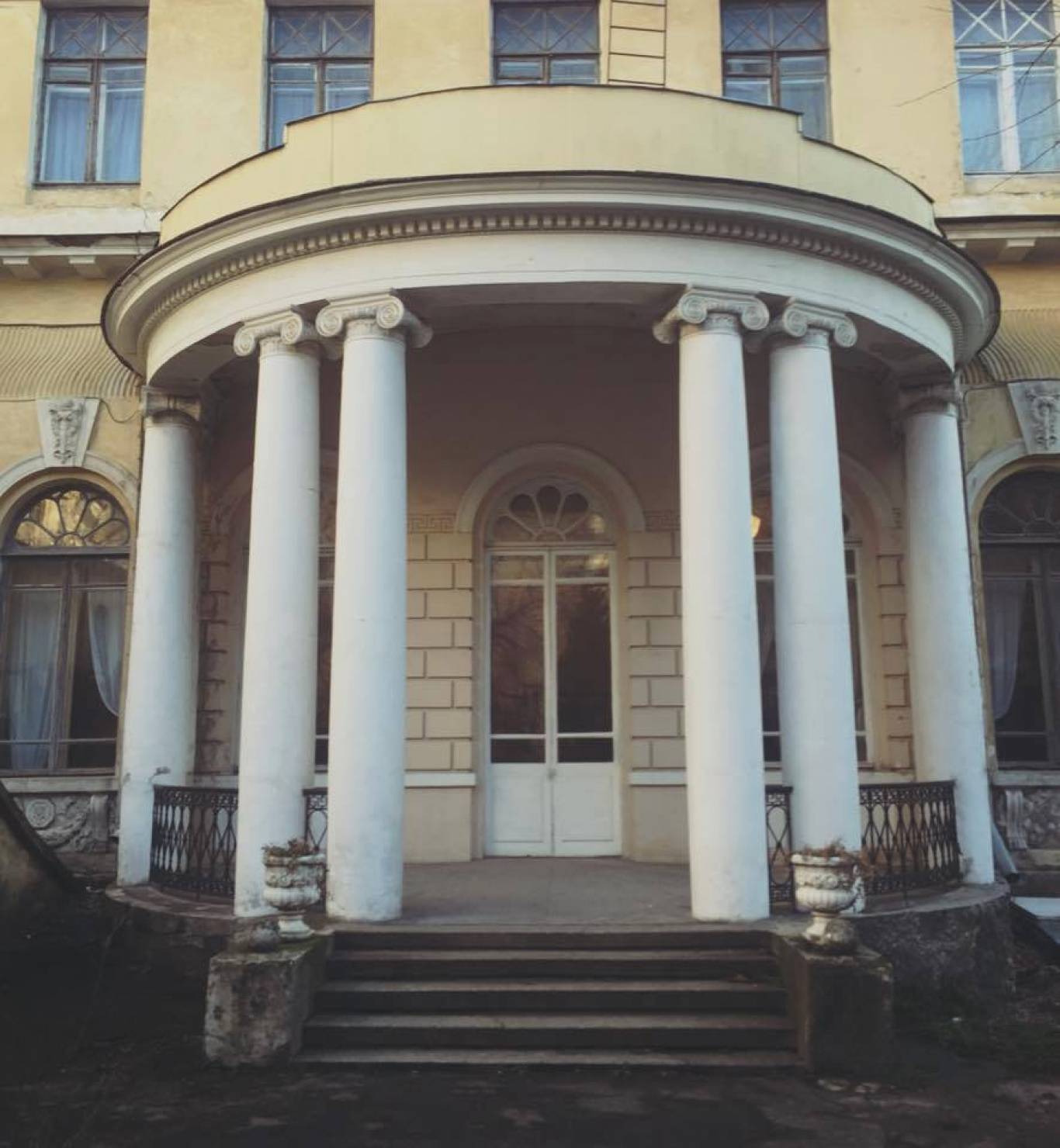 Велікосвѣтский новогодній рѣйвъ-балъ в особняке Угаровыхъ