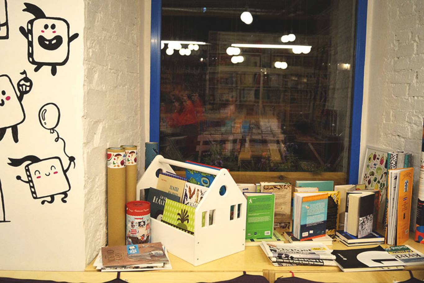 11 плюсів кав’ярні "Моя книжкова полиця"