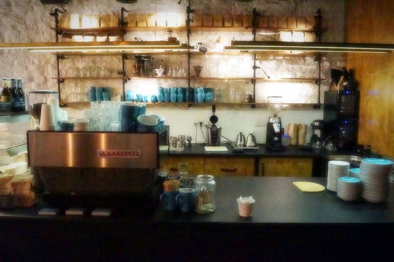 «The Blue Cup». Не тільки синій колір