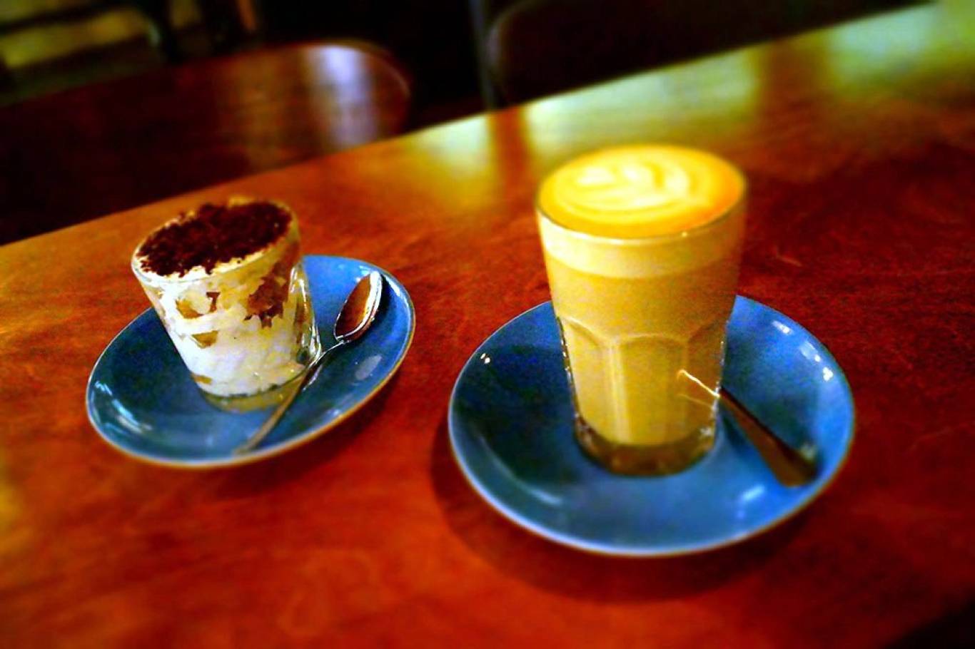 «The Blue Cup». Не тільки синій колір