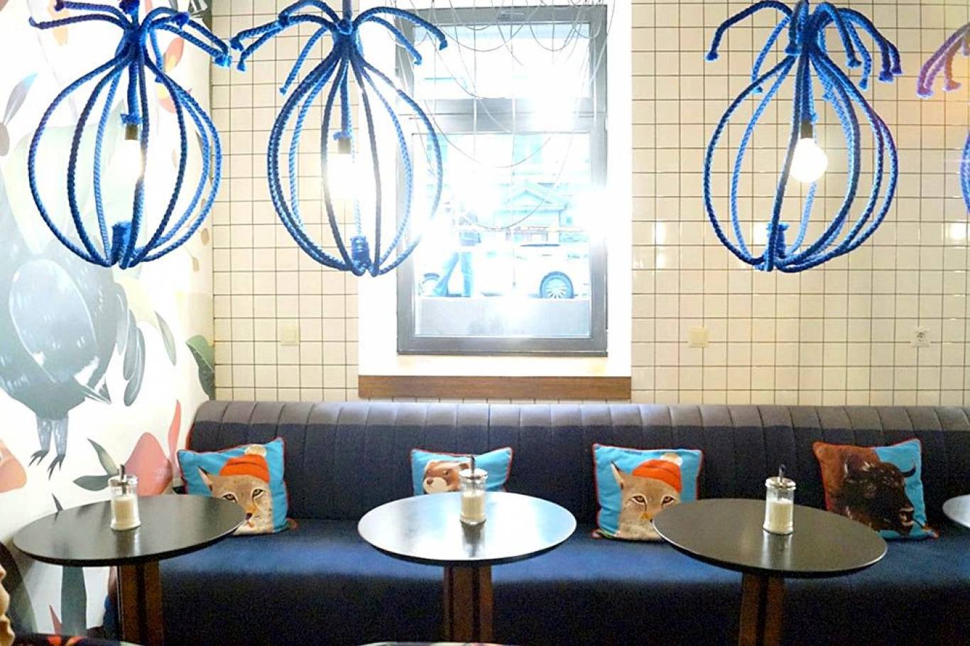 «The Blue Cup». Не тільки синій колір