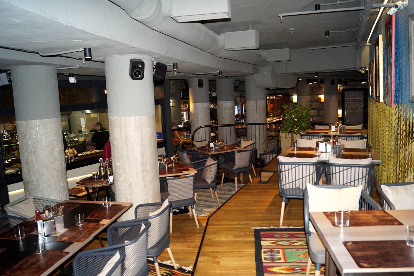 Остання Барикада - знайти двері, щоб увійти