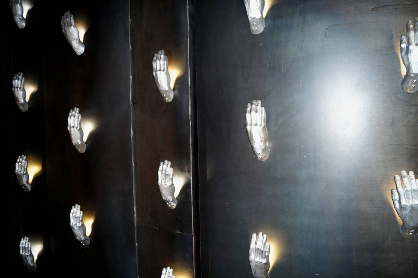 Остання Барикада - знайти двері, щоб увійти