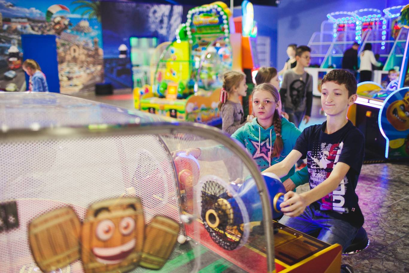 Відпочинок у Joy Land