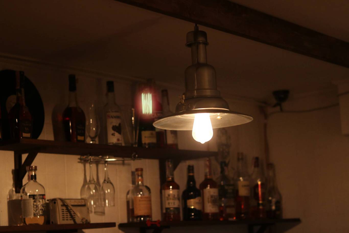 Що за #теплийламповий на Антоновича?