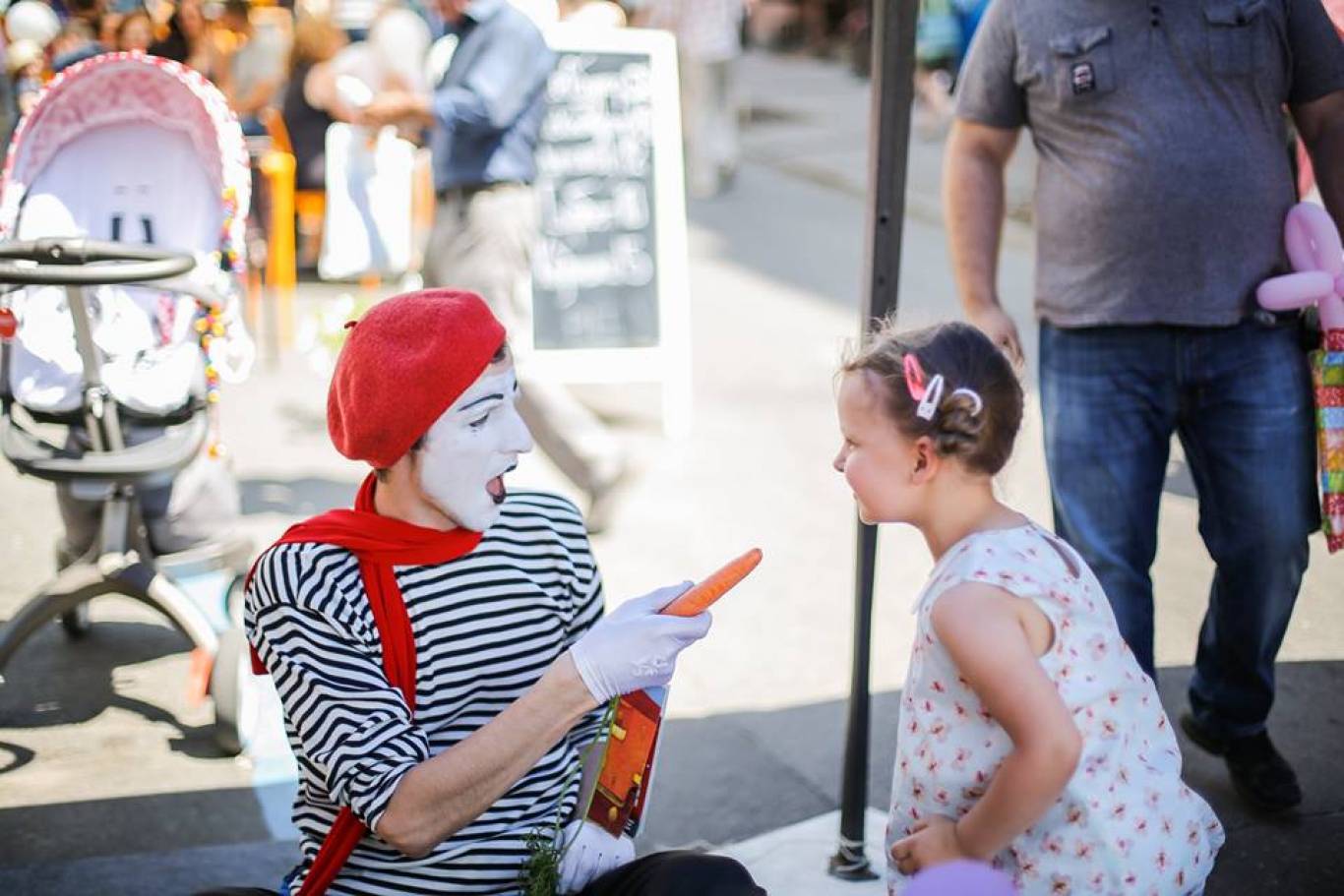 Праздник улицы Костельной: День Франкофонии