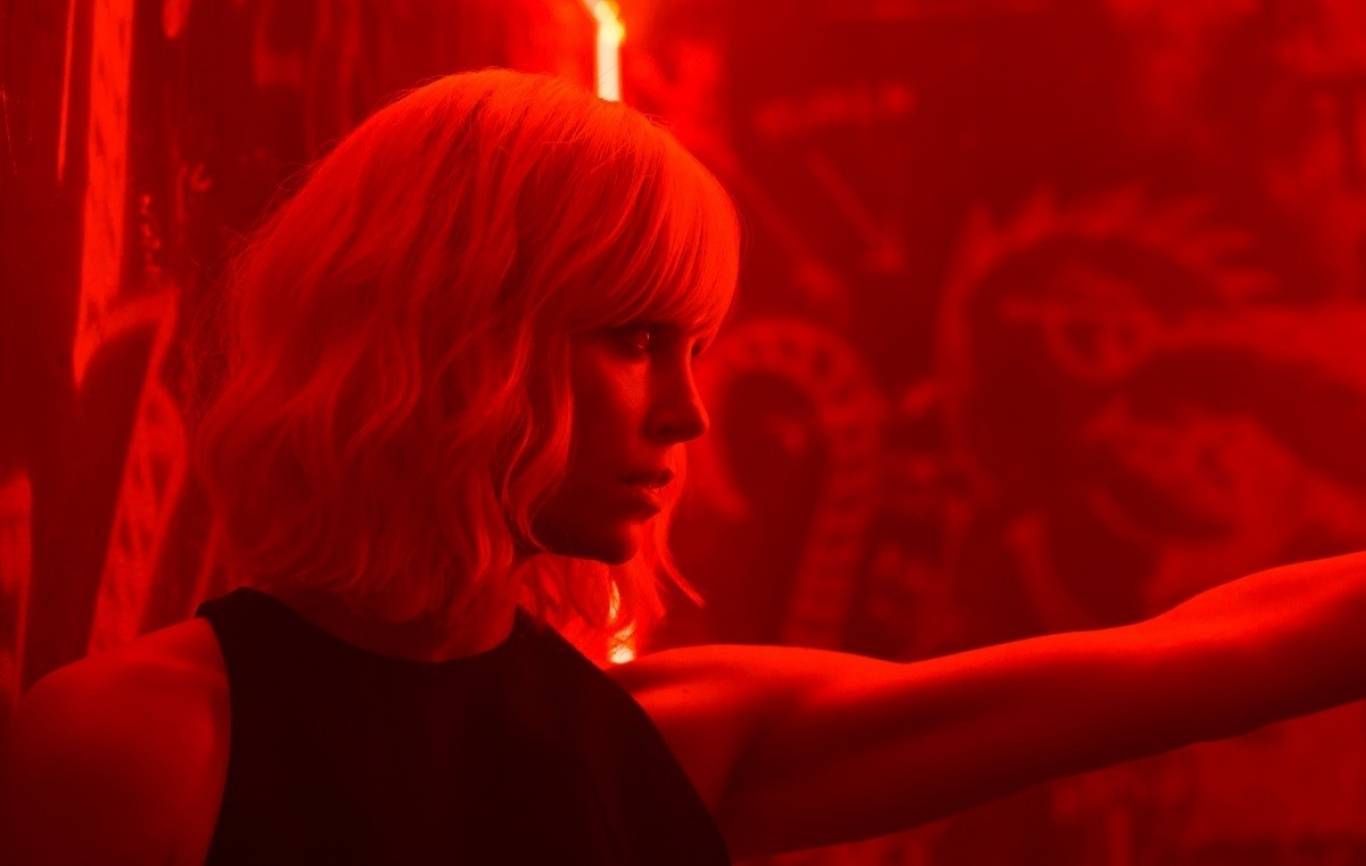 Фільм "Атомна блондинка"