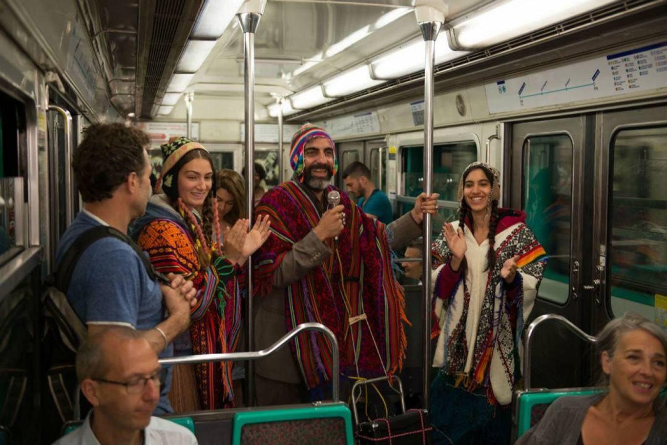 Комедия "Безумные соседи"