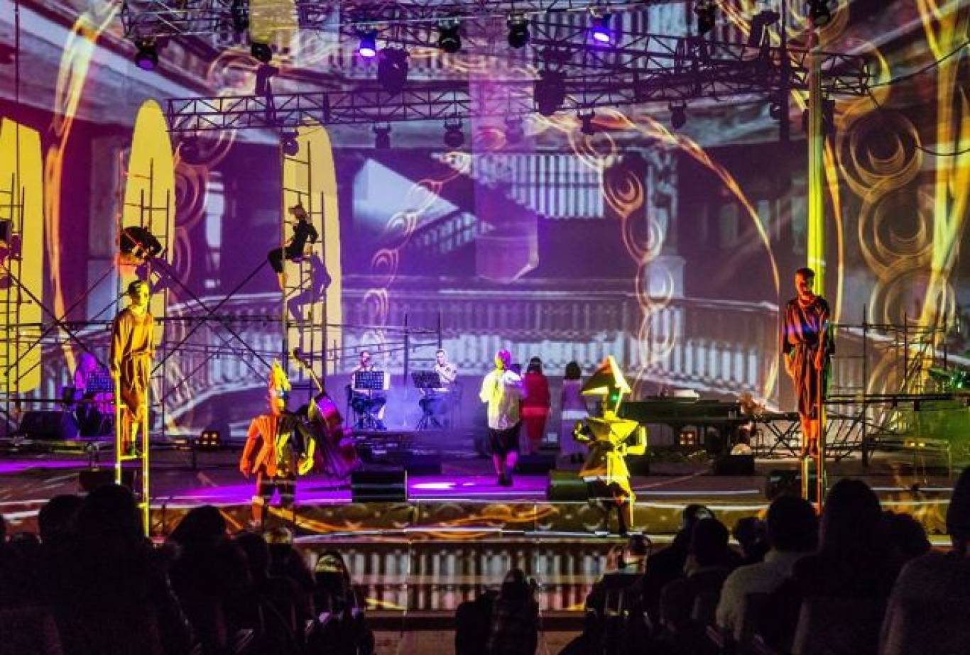 Опера-цирк Babylon