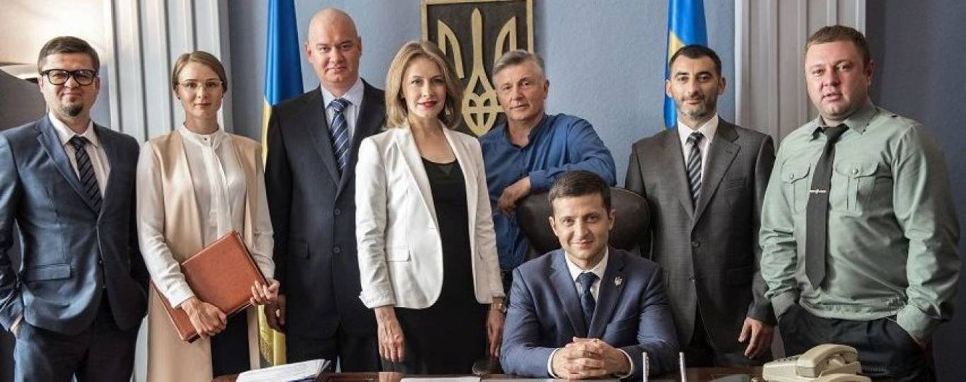 Вуличний кінотеатр на стадіоні ХНУ