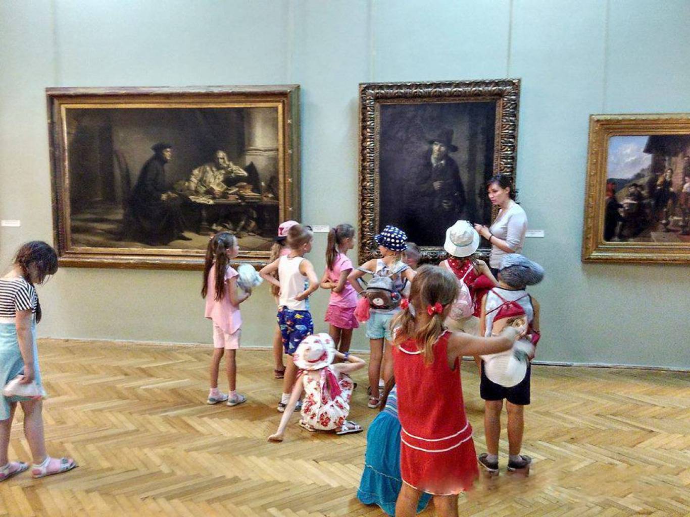 Набір у дитячу музейну студію при "Галереї мистецтв"