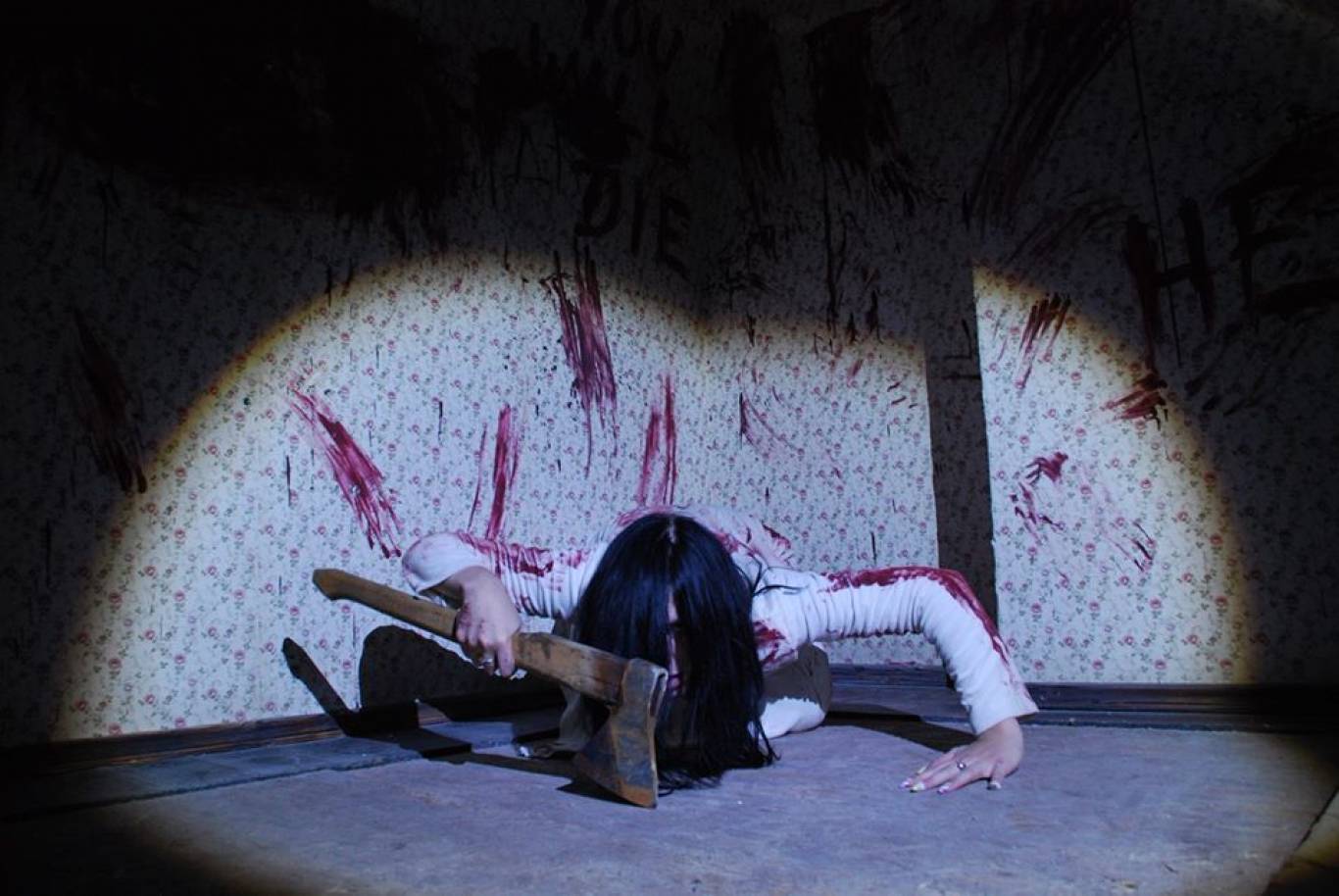 Специальное шоу на Halloween в INSOMNIA КІМНАТИ СТРАХУ