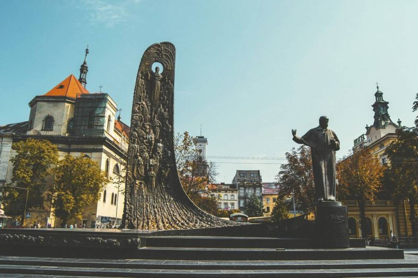 Осіння ніч у Львові