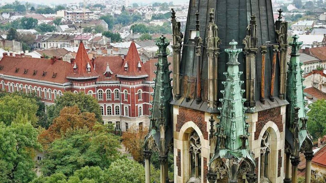 Осіння ніч у Львові