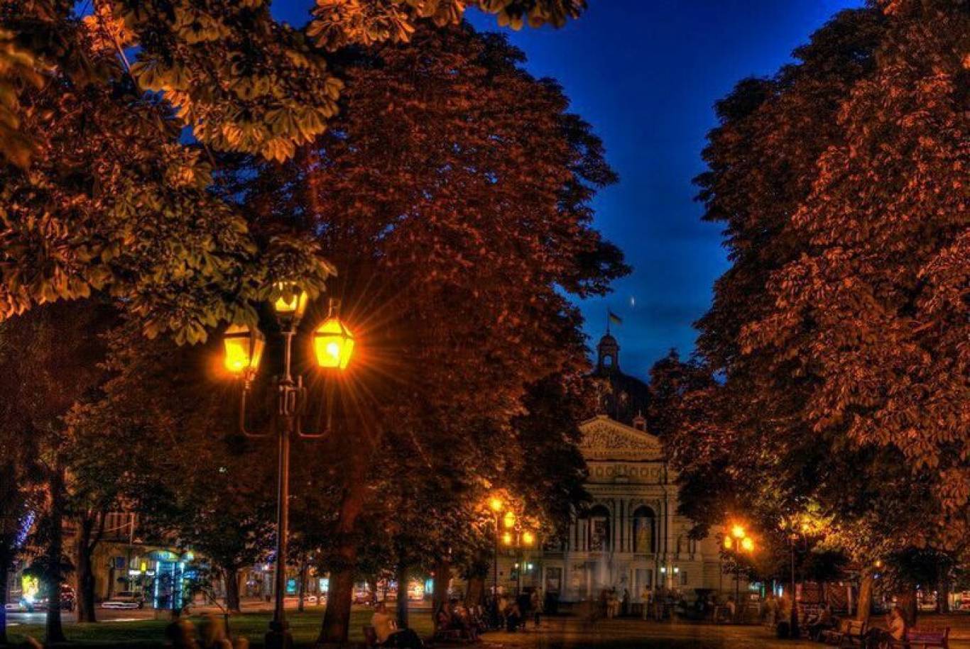 Осіння ніч у Львові