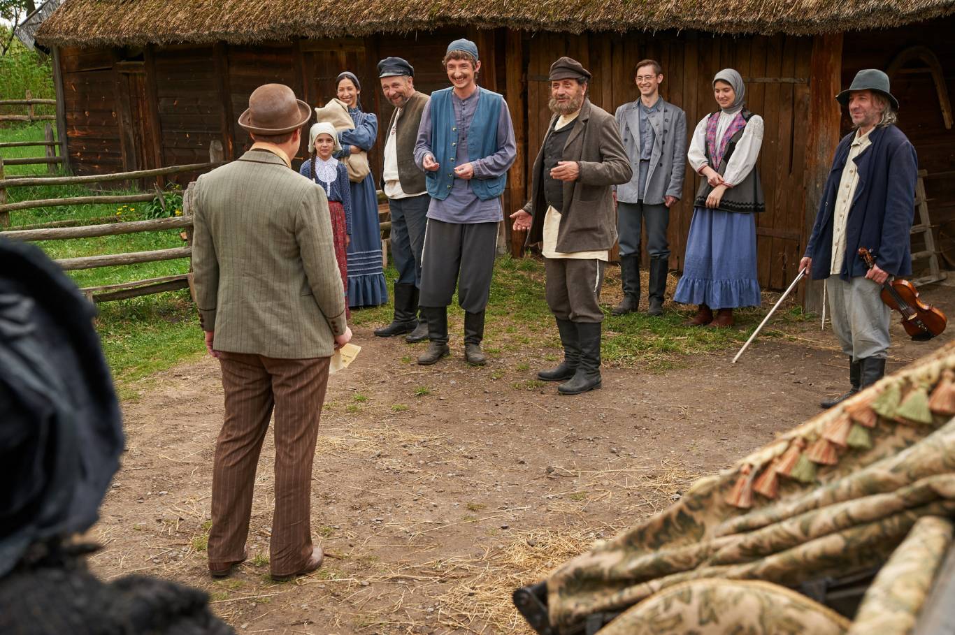 Фільм "Мир вашому дому"